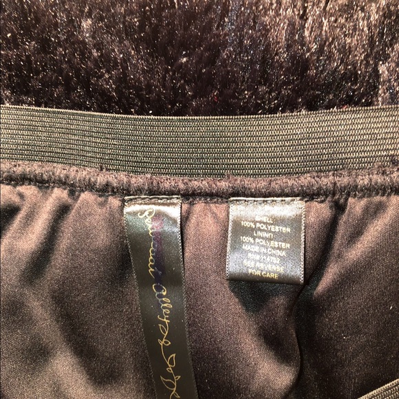 Black mini skirt - Picture 5 of 5